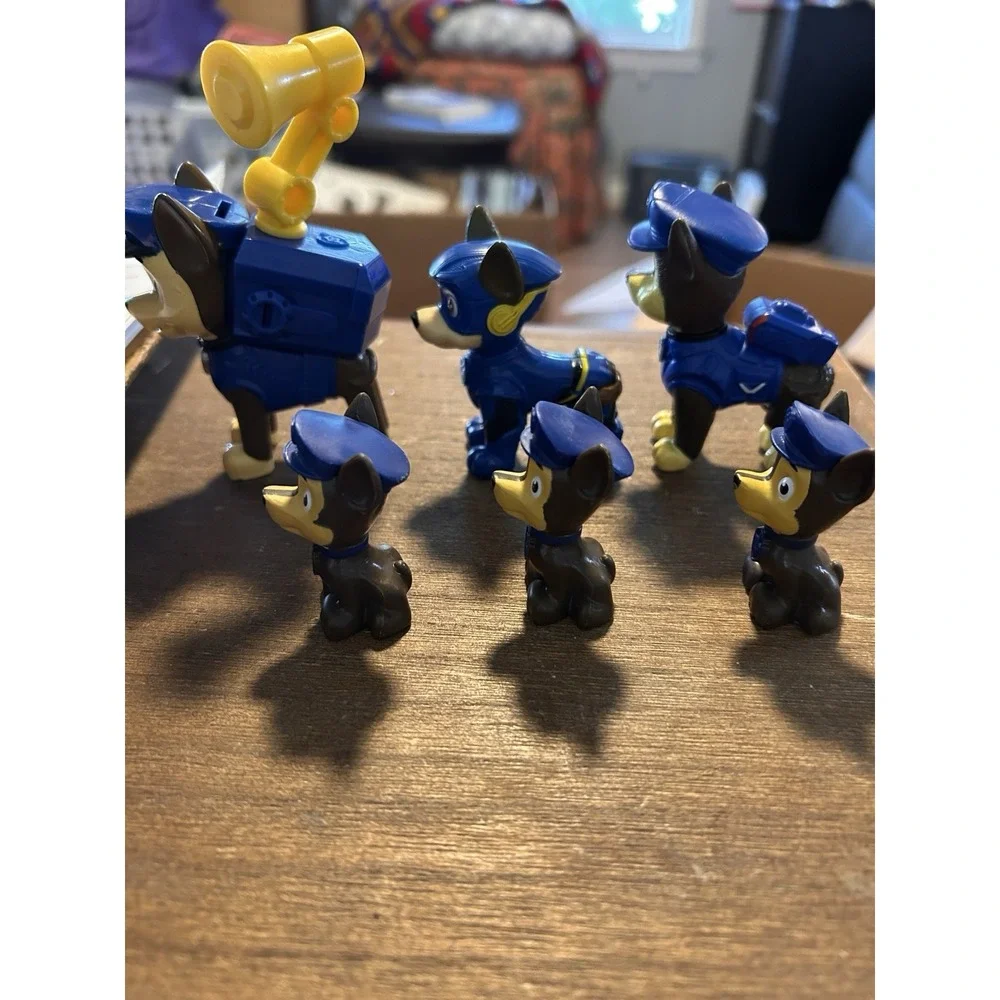 paw patrol chase‎ figure The Pup Squad